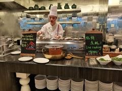 -圣丰索菲特·2 On 988 Café 自助餐厅