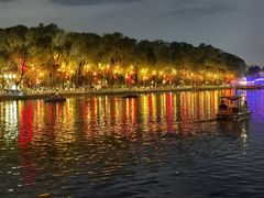 -宝瑞门钉肉饼店