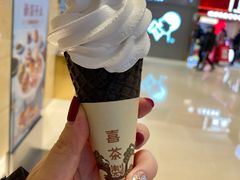 -喜茶(北京华贸购物中心店)