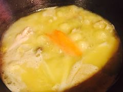 -鲜入围煮花胶鸡海鲜火锅