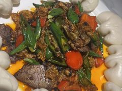 荷叶饼回锅牛肉-粤香村(清真川菜店)