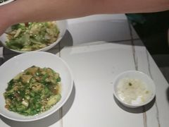 -阿瓦山寨·湘菜现炒·剁椒鱼头王(咸阳总店)