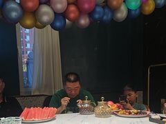 -嗨辣小聚·盘锦河蟹·海鲜烧烤龙虾(盘锦十年好店)