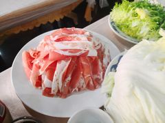 -鑫龙火锅城(环山路店)