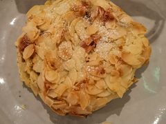 扁桃仁羊角-BAKER&SPICE(环贸店)