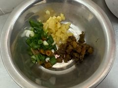 小菜-梁阿婆廿年老牌扣肉糯米饭