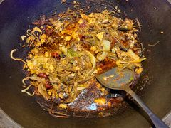 -山河屯铁锅炖(哈西站店)