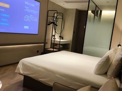 -奢月酒店(成都华西二院锦江院区三圣花乡地铁站店)