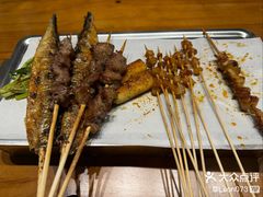 -亮子·东北特色烧烤(复悦荟店)