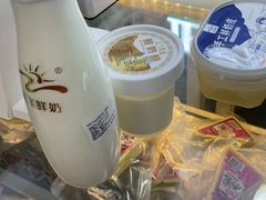 -正飞鲜奶(吐鲁番路店)