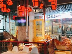 大堂-么肆烤肉·中式自助·烤肉大排档(街道口季佳PAI店)