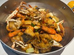 -七欣天香辣蟹火锅(闵行浦江欢乐颂店)