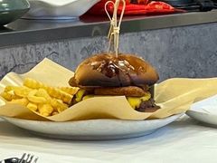 -LESCEDARS Brasserie Bistro香柏树