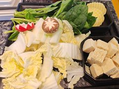 -一席地·本地鸡窝·杭帮鸡火锅(萧山银隆百货店)