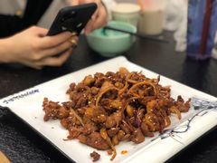 -撒拉人家.酸菜牦牛肉火锅