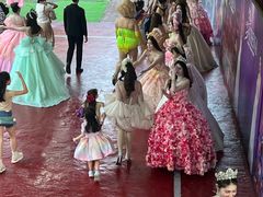 -西蒙人妖秀