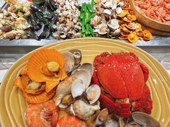 -华邑酒店·鲜艳全日自助餐厅