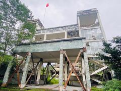 -四川汶川特大地震漩口中学遗址