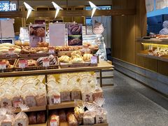 面包甜点陈列柜-西村叔叔的店·面包·甜品·蛋糕(崂山丽达店)