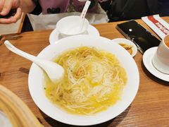 酸菜三絲面-鼎泰丰(SKP店)