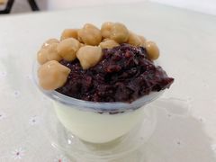 鹰嘴豆黑糯米双拼-老周记顺德双皮奶