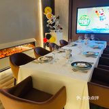 未来感十足的西餐厅🍴？！还是酒吧？！