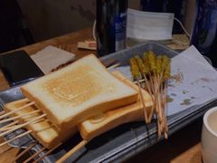 面包片-管氏翅吧(国展店)