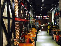 大堂-米食先生酱汁煲仔饭(王府井店)