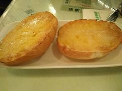 猪仔包-翠华餐厅(旺角文华商场店)