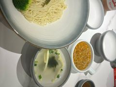 -馋三尺蟹粉小笼(人民广场店)