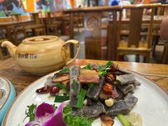 -亮欢寨酸汤鱼(沙冲路店)