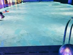 -上海滴水湖皇冠假日酒店