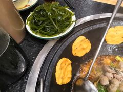 -曹丞相·地锅鸡·地锅鱼(武林店)