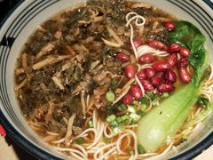 春笋雪菜肉丝面-弄堂小笼包(天津南开大悦城店)