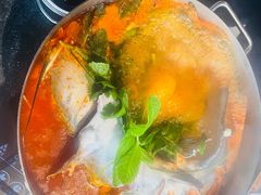凯里酸汤鱼火锅锅底-泉味道贵州厨房(三里河店)