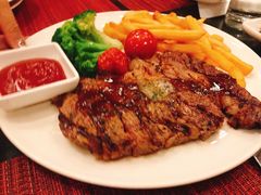 -WOLFGANG PUCK KITCHEN & BAR(迪士尼小镇店)