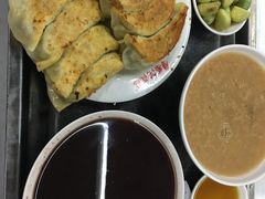 -劈柴院锅贴(沈阳路店)