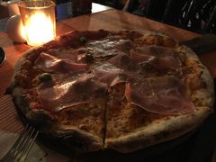 -Trattoria Altrove