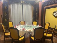 -皇宫大酒店