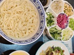 -老北京炸酱面大王.铜锅涮肉(朝阳门店)