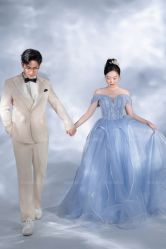 -雪中彩影婚纱摄影·微光艺术中心