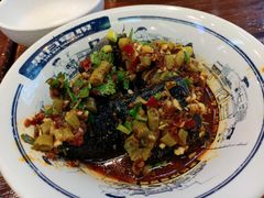 -黑白电视长沙小吃(美林M·LIVE天地东座店)