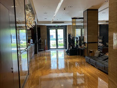 -武汉光谷广场杨家湾地铁站怡程酒店