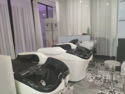 -ON STAR SALON