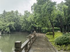 -汇龙潭
