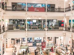 -乐蓬马歇百货公司(Rive Gauche)