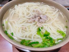 -亮亮面馆(经六路店)