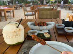 -三亚艾迪逊酒店·海滩烧烤 BARBACOA·现场乐队·浪漫晚餐·烧烤海鲜