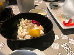 -穹六人间 people 6(岳阳路店)