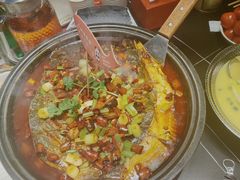 -辣尚瘾·烤鱼·新川菜(交大直营店)